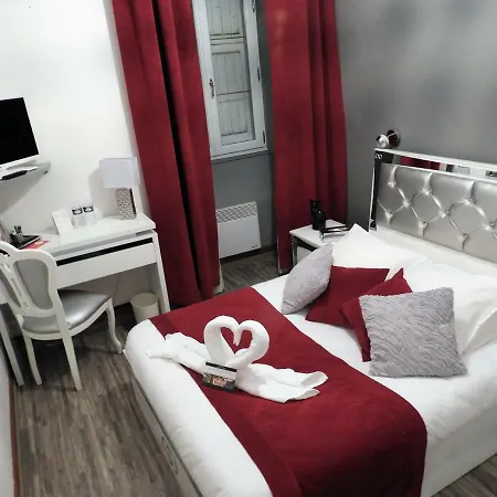 Hotel Saint-sauveur 3*
